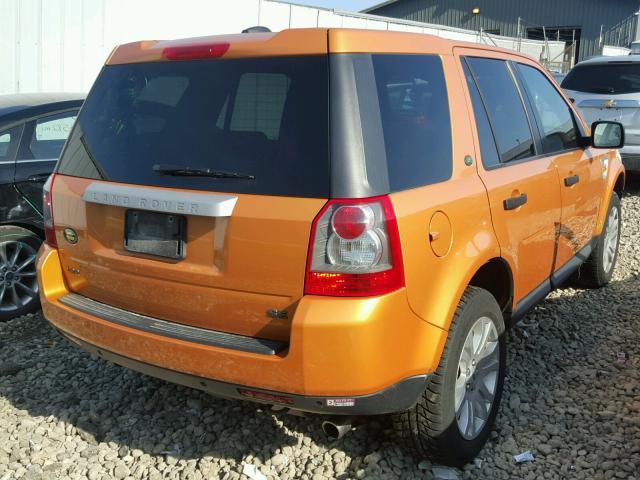 SALFS24NX8H023698 - 2008 LAND ROVER LR2 SE TEC ORANGE photo 4