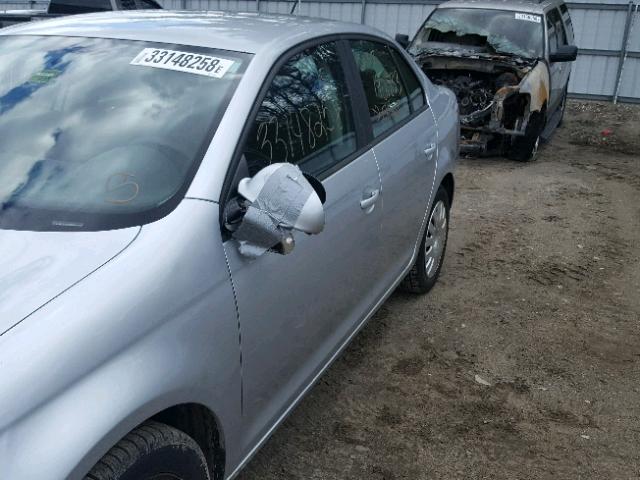 3VWJZ71K68M087430 - 2008 VOLKSWAGEN JETTA S 银色 照片 9