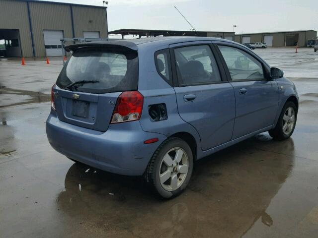KL1TD66688B034727 - 2008 CHEVROLET AVEO BASE Niebieski zdjęcie 4
