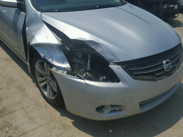 1N4BL2AP8AN501820 - 2010 NISSAN ALTIMA SR SILVER photo 9