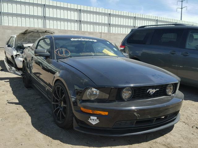 1ZVFT82H475274234 - 2007 FORD MUSTANG GT BLACK photo 1