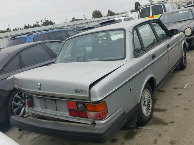 YV1AS8813N1473803 - 1992 VOLVO 240 BASE SILVER photo 4