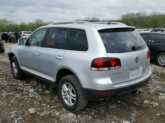WVGBE77L08D067670 - 2008 VOLKSWAGEN TOUAREG 2 SILVER photo 3