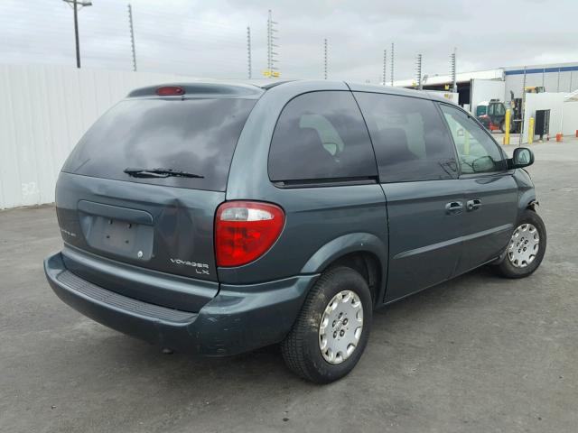 1C4GJ45322B719473 - 2002 CHRYSLER VOYAGER LX GREEN photo 4