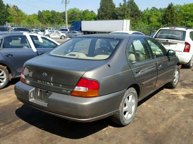 1N4DL01D4WC135957 - 1998 NISSAN ALTIMA XE GOLD photo 4