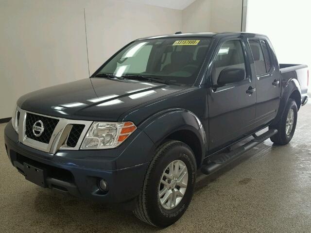 1N6AD0ER9FN715027 - 2015 NISSAN FRONTIER S BLUE photo 2