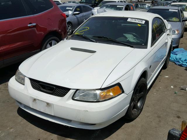 1FAFP42X4YF208761 - 2000 FORD MUSTANG GT WHITE photo 2
