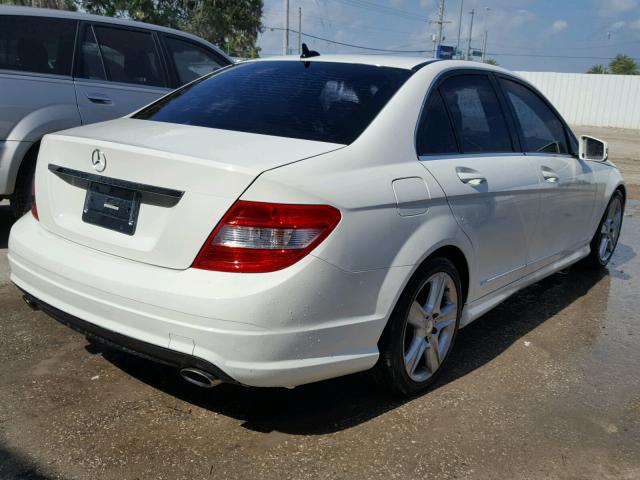 WDDGF5EB5AA397663 - 2010 MERCEDES-BENZ C 300 WHITE photo 4