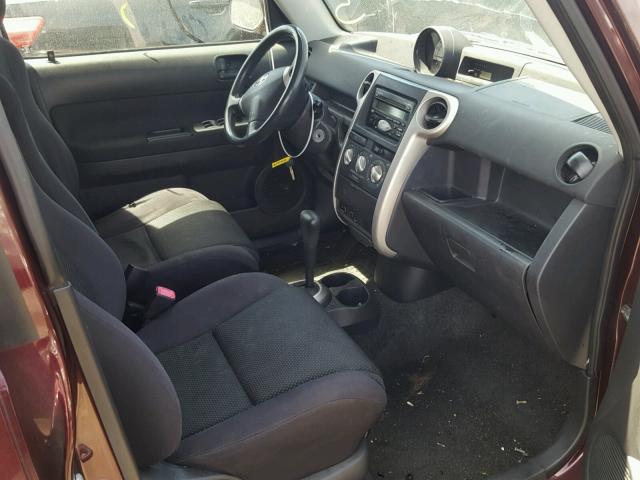 JTLKT324040144529 - 2004 TOYOTA SCION XB PURPLE photo 5