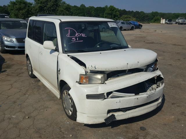 JTLKT324664091301 - 2006 TOYOTA SCION XB WHITE photo 1