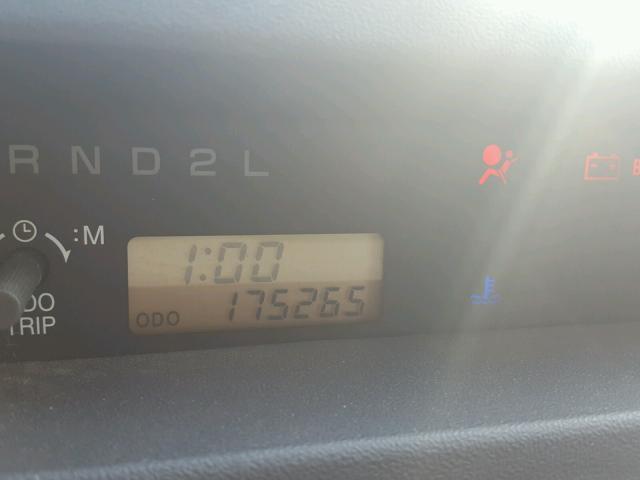 JTLKT324664091301 - 2006 TOYOTA SCION XB WHITE photo 8