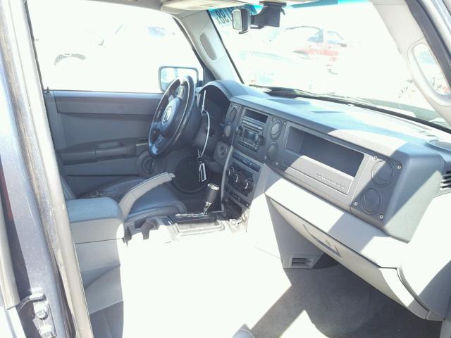 1J8HG48K87C598495 - 2007 JEEP COMMANDER CHARCOAL photo 5