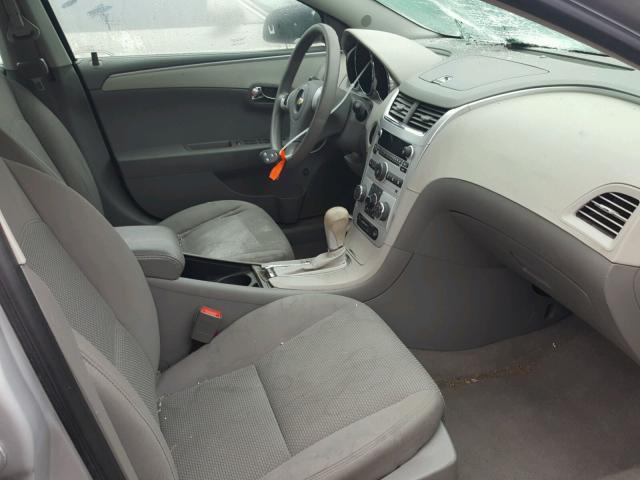 1G1ZA5E1XBF277878 - 2011 CHEVROLET MALIBU LS 银色 照片 5