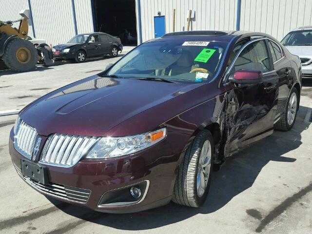 1LNHL9DR7BG601077 - 2011 LINCOLN MKS MAROON photo 2