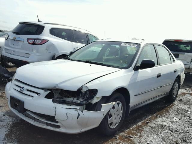 1HGCF85432A106107 - 2002 HONDA ACCORD DX WHITE photo 2