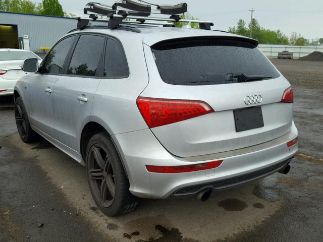 WA1DKAFP5CA133397 - 2012 AUDI Q5 PREMIUM SILVER photo 3