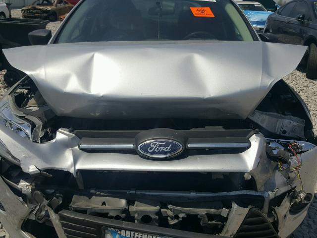 1FADP3E23EL197041 - 2014 FORD FOCUS S SILVER photo 7