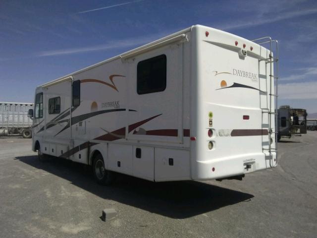 1F6NF53Y460A18953 - 2006 FORD MOTORHOME WHITE photo 3