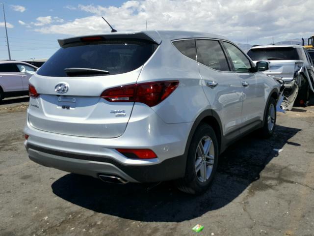 5XYZTDLB8JG544566 - 2018 HYUNDAI SANTA FE S SILVER photo 4