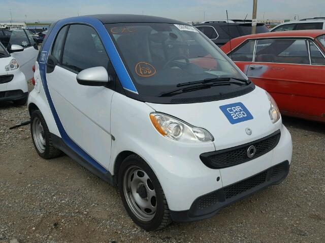 WMEEJ3BA4EK766983 - 2014 SMART FORTWO PUR WHITE photo 1