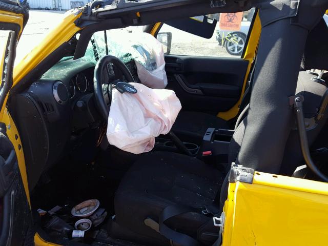 1C4AJWAG9FL640828 - 2015 JEEP WRANGLER S YELLOW photo 5