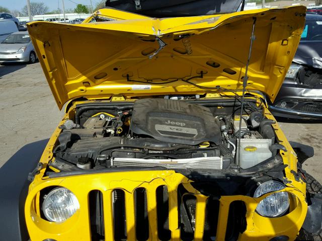 1C4AJWAG9FL640828 - 2015 JEEP WRANGLER S YELLOW photo 7