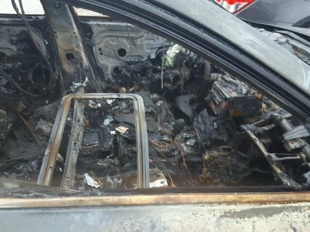 KMHFC46F06A100621 - 2006 HYUNDAI AZERA SE BURN photo 5