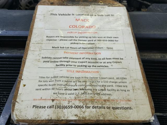 1P3ES46C21D185039 - 2001 PLYMOUTH NEON BASE BLUE photo 9