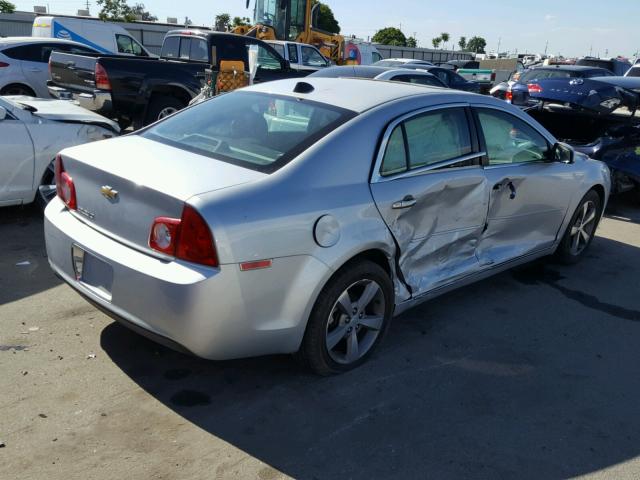 1G1ZC5EU0CF284358 - 2012 CHEVROLET MALIBU 1LT SILVER photo 4