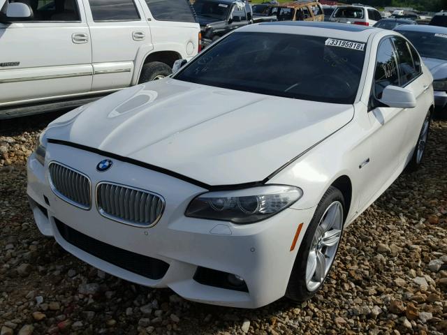 WBAFR9C5XCDV59092 - 2012 BMW 550 I WHITE photo 2
