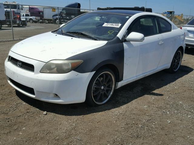 JTKDE177X50007839 - 2005 TOYOTA SCION TC 白色 照片 2