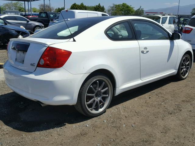 JTKDE177X50007839 - 2005 TOYOTA SCION TC 白色 照片 4