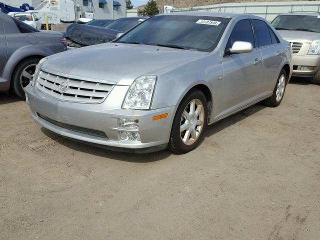 1G6DW677850123996 - 2005 CADILLAC STS SILVER photo 2