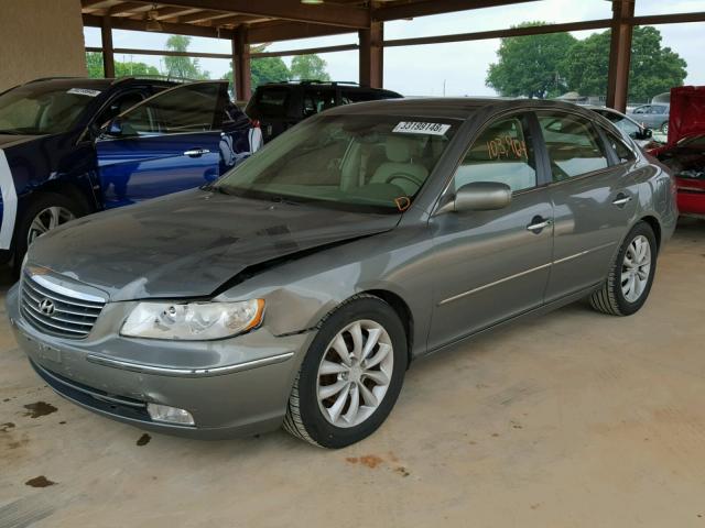 KMHFC46F97A211802 - 2007 HYUNDAI AZERA SE GRAY photo 2