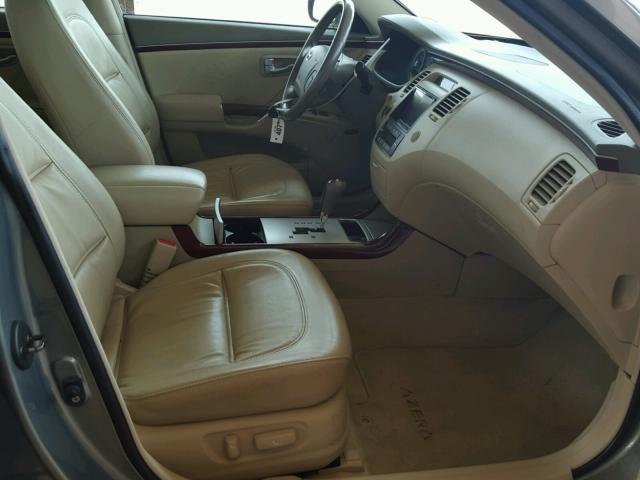 KMHFC46F97A211802 - 2007 HYUNDAI AZERA SE GRAY photo 5