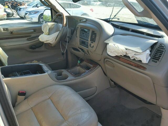 5LMEU27A9YLJ32617 - 2000 LINCOLN NAVIGATOR TAN photo 5