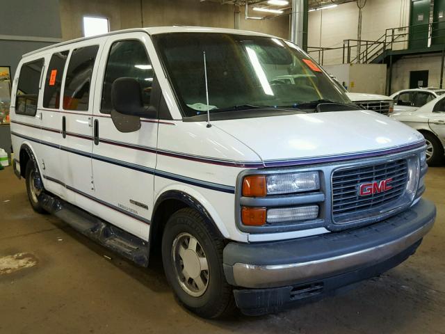 1GDFG15R2V1020542 - 1997 GMC SAVANA RV WHITE photo 1