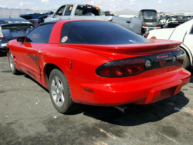 2G2FS22K222111749 - 2002 PONTIAC FIREBIRD RED photo 3