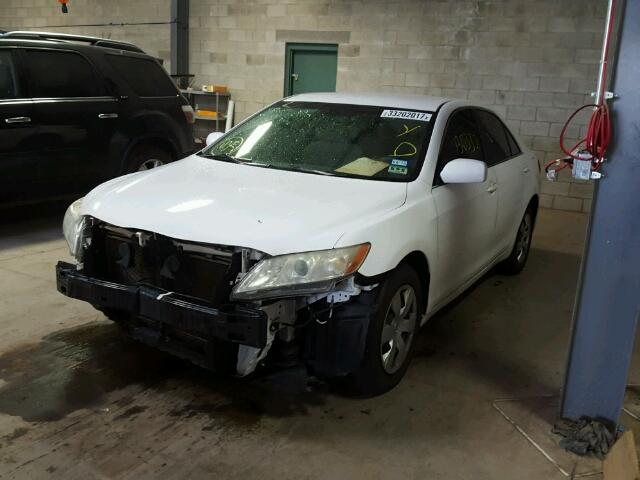 4T1BE46K37U670425 - 2007 TOYOTA CAMRY NEW WHITE photo 2