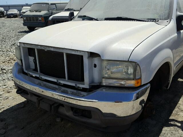 1FTNW20S94EC39833 - 2004 FORD F250 SUPER WHITE photo 9