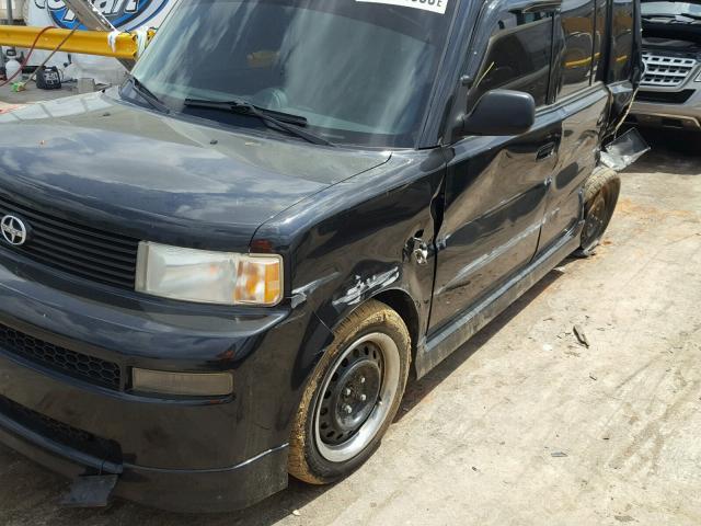 JTLKT334964091131 - 2006 TOYOTA SCION XB BLACK photo 9