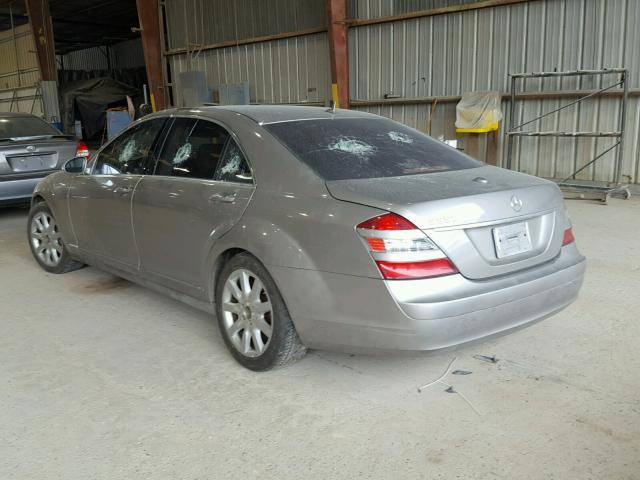 WDDNG71X27A072110 - 2007 MERCEDES-BENZ S 550 SILVER photo 3