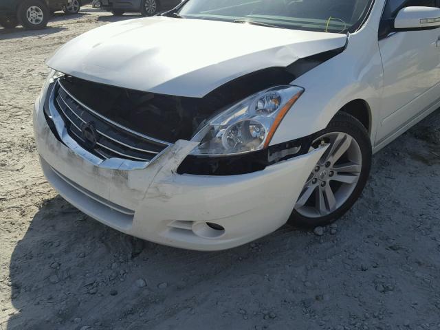 1N4BL2AP6AN448728 - 2010 NISSAN ALTIMA SR WHITE photo 9