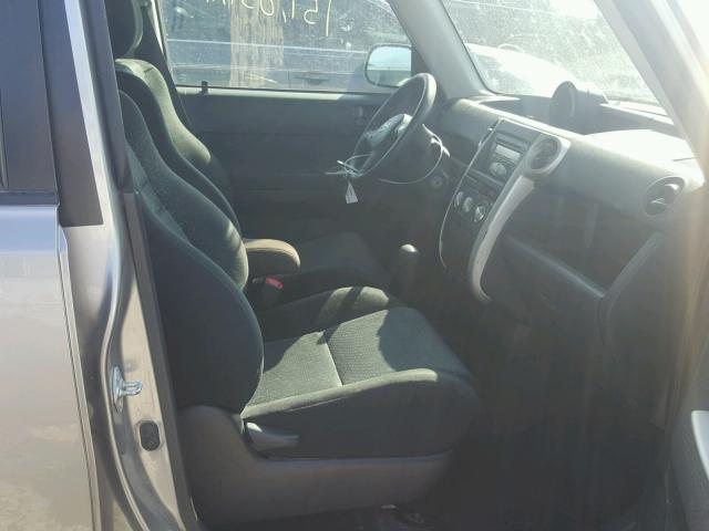 JTLKT324064127998 - 2006 TOYOTA SCION XB ნაცრისფერი ფოტო 5