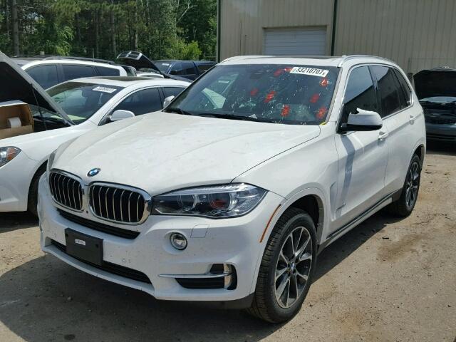 5UXKR0C35H0V76861 - 2017 BMW X5 WHITE photo 2