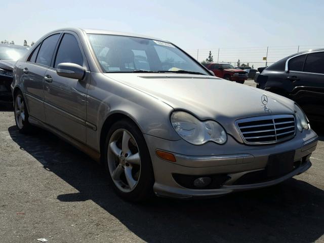 WDBRF52H46A907342 - 2006 MERCEDES-BENZ C GENERATI GRAY photo 1