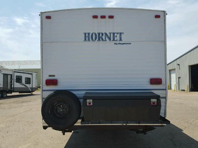 4VDT35F2737307880 - 2003 KEYSTONE HORNET WHITE photo 4