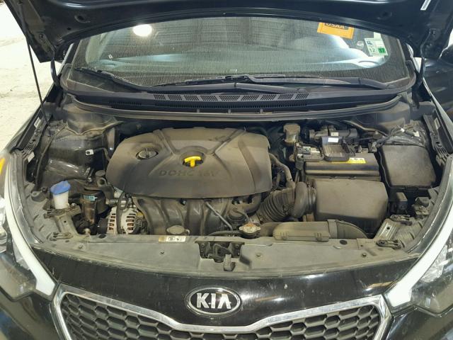 KNAFK4A68F5264476 - 2015 KIA FORTE LX BLACK photo 7