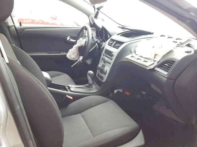 1G1ZC5EB6AF309131 - 2010 CHEVROLET MALIBU 1LT 银色 照片 5