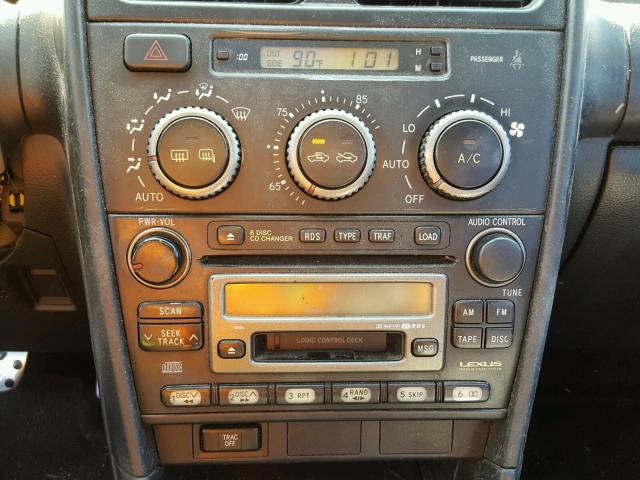 JTHBD192920056897 - 2002 LEXUS IS 300 GRAY photo 9